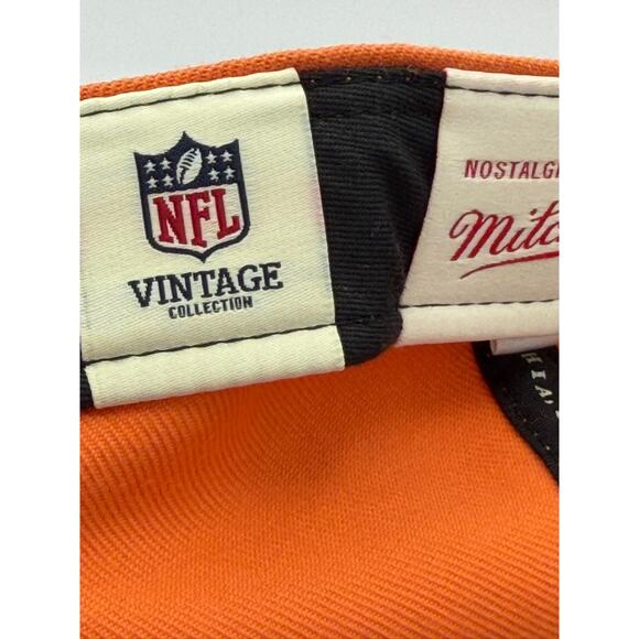 Mitchell & Ness Tampa Bay Buccaneers Fitted Hat 7 3/8 Orange NFL Vintage Logo - Picture 7 of 7